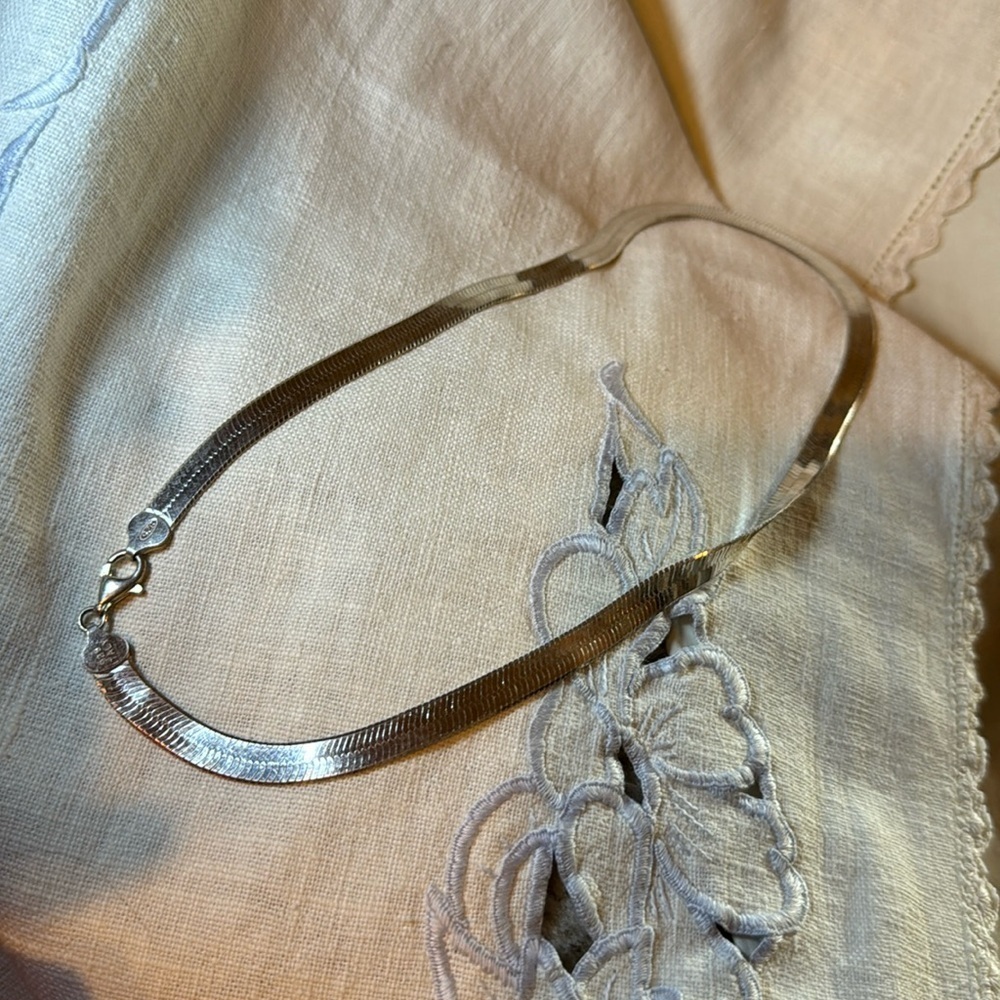 Italian 925 Silver .25” wide / Fluid Beautiful Silver Serpentine Necklace 18”L